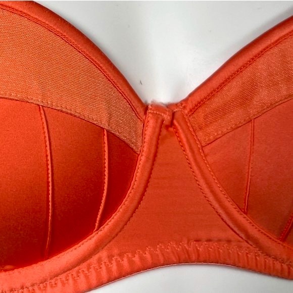 ❤️ Valentine's Day SALE in My Closet NOW. Bundle Savings You'll LOVE. Click... - Picture 5 of 13